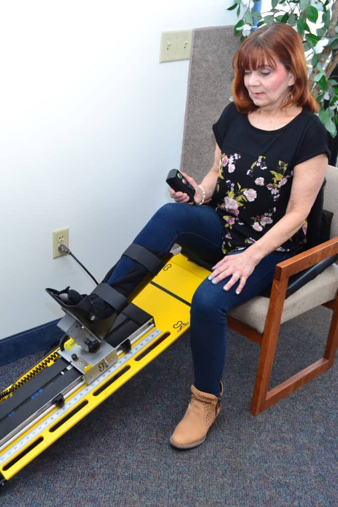 Knee Continuous Rehabilitation Machine CRM